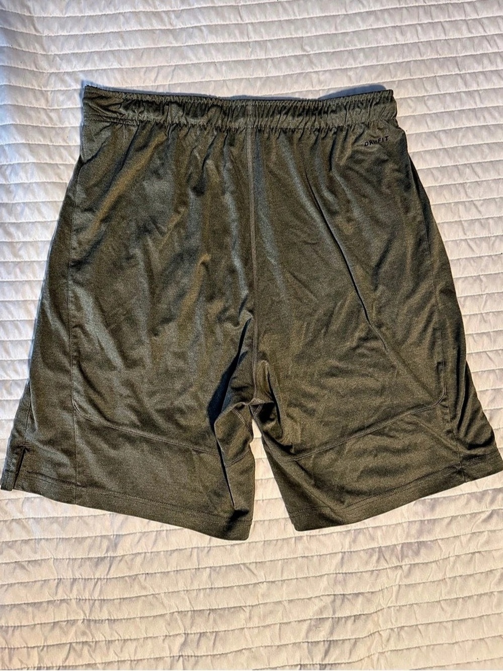 Nike Fly 9-Inch Dri-FIT Training Shorts DRY-FIT Athletic Shorts in Gray Size G4